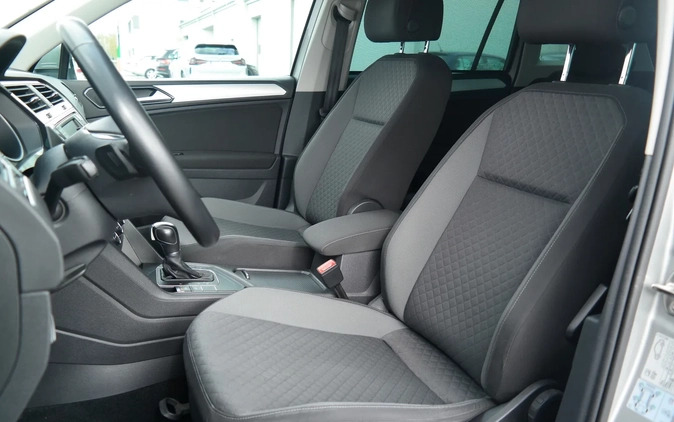 Volkswagen Tiguan cena 79900 przebieg: 101344, rok produkcji 2016 z Twardogóra małe 562
